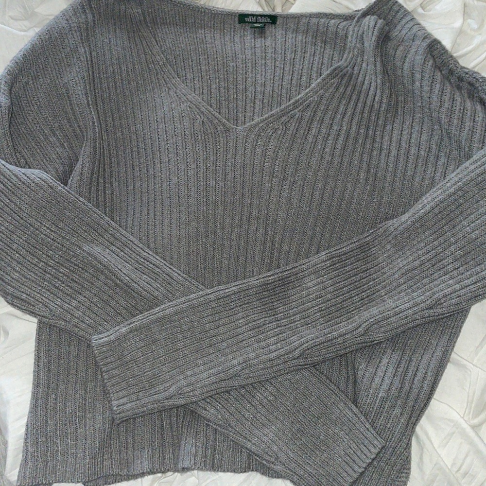 Size Extra Large Wild Fable sweater - grey
